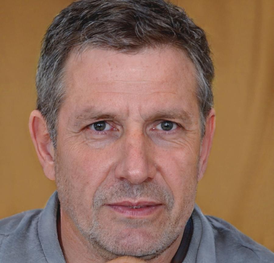 Radu Pătrășcanu - Instructor Senior Planificare Financiară